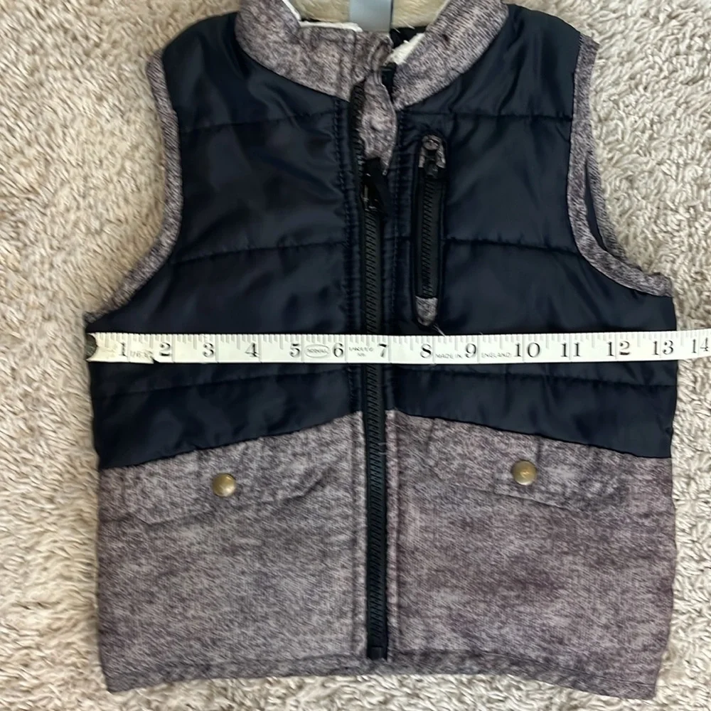 Little Lad 3T black and brown puffer vest. Great condition